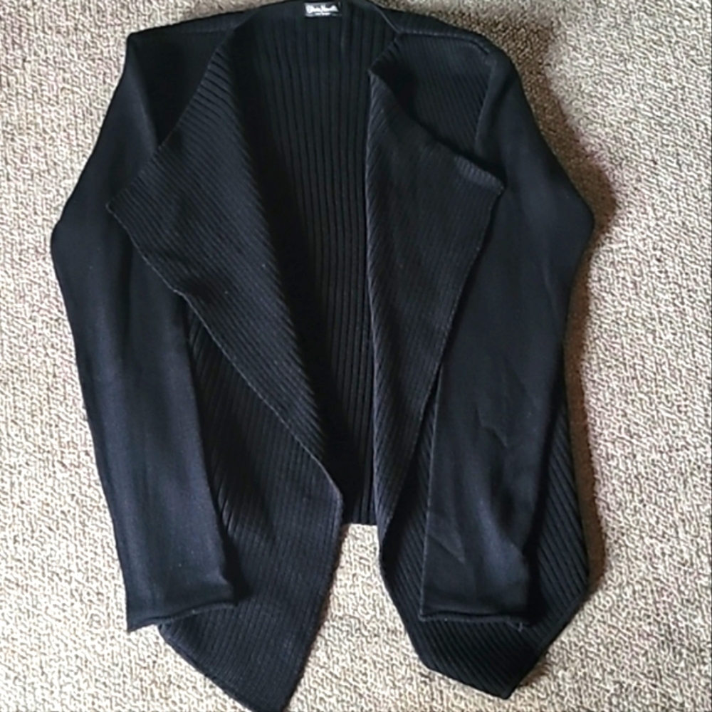 Shima Novelli Beautiful NWOT Black Ribbed Throw On Cardigan Made in Italy